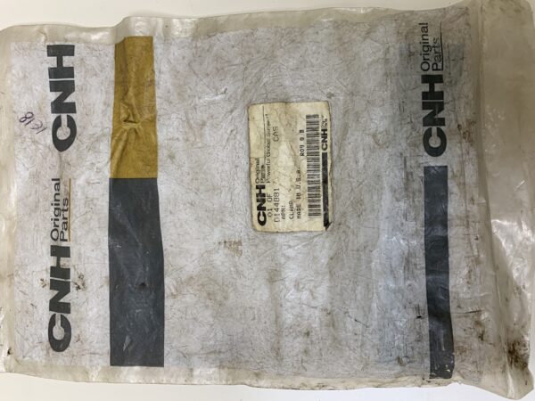 CNH CASE D145309 CLAMP, GRAPA PARA ACOMODAR MANGUERAS